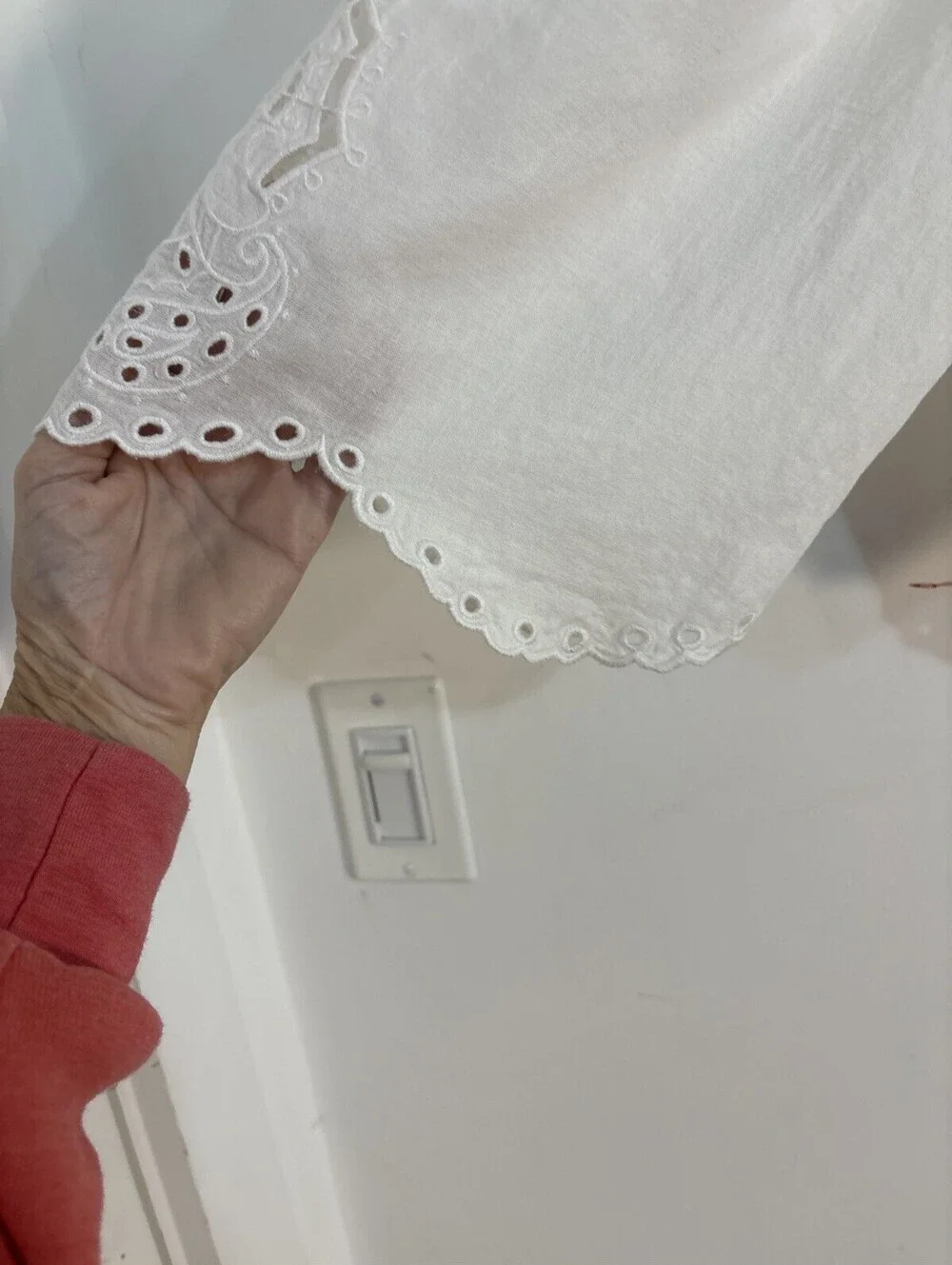 H&M Linen Blend Eyelet Crochet Blouse White Long Sleeve Crop Top Small NWOT